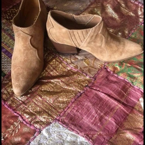 Aldo cowboy booties - Picture 2 of 4